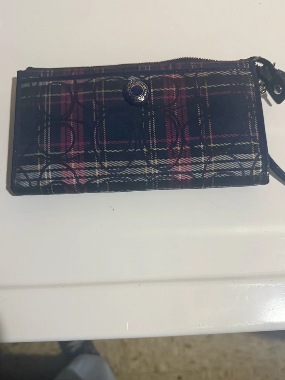 Coach women key